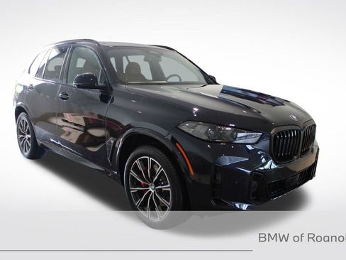 New 2026 BMW X5 xDrive40i w/ M Sport Package AWD/4WD image 1