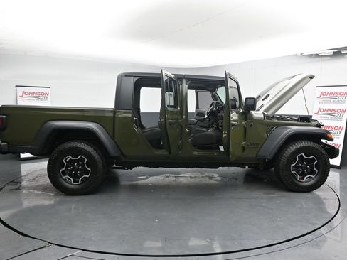 Used 2023 Jeep Gladiator Sport image 42