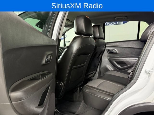 Used 2019 Chevrolet Trax LT w/ LT Convenience Package AWD/4WD image 12