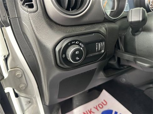 Certified 2023 Jeep Gladiator Sport image 21