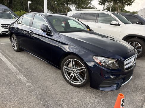 Used 2019 Mercedes-Benz E 300 image 1