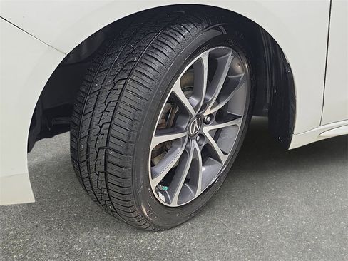 Used 2018 Acura TLX V6 w/ Technology Package image 32