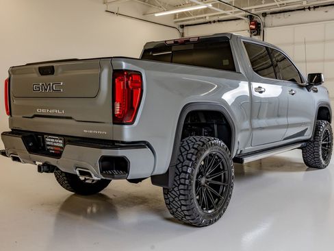 Used 2025 GMC Sierra 1500 Denali Ultimate AWD/4WD image 10