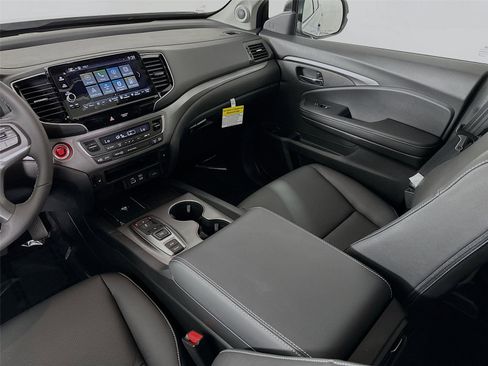 New 2026 Honda Ridgeline RTL image 25