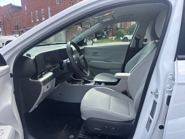 Used 2025 Hyundai Kona SEL AWD/4WD image 11