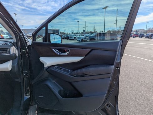 Used 2022 Subaru Ascent Touring w/ Popular Package #2A image 44