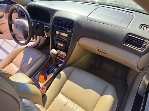 Used 1999 Lexus ES 330 FWD image 36