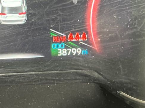 Used 2024 Toyota RAV4 LE image 18