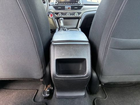 Used 2018 Honda Accord LX image 15