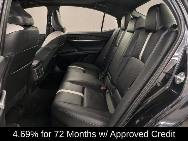 Used 2025 Toyota Camry SE FWD image 12