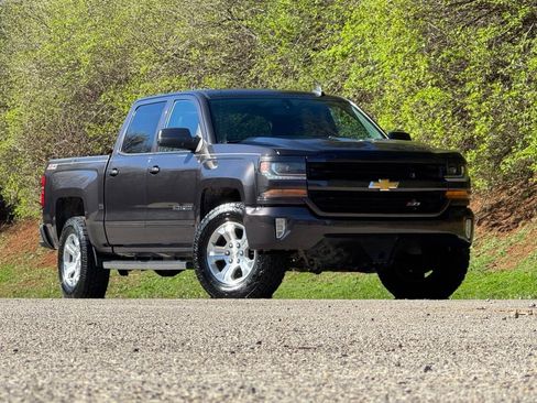 Used 2016 Chevrolet Silverado 1500 LT w/ All Star Edition AWD/4WD image 2