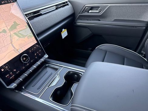 New 2026 GMC Sierra EV Elevation image 19