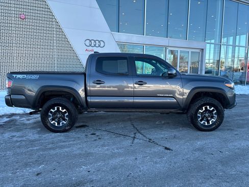 Used 2023 Toyota Tacoma TRD Off-Road image 9