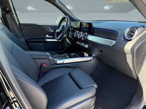 New 2026 Mercedes-Benz GLB 250 image 18