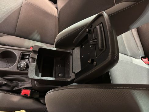 Used 2014 Ford Focus SE image 19