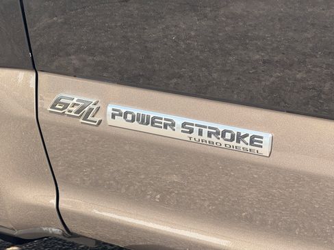 Used 2017 Ford F350 King Ranch w/ FX4 Off-Road Package image 41