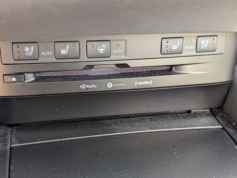 Certified 2022 Lexus ES 300h 300h image 25