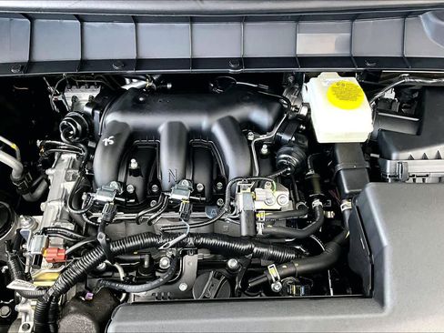 New 2026 Nissan Pathfinder SL FWD image 17