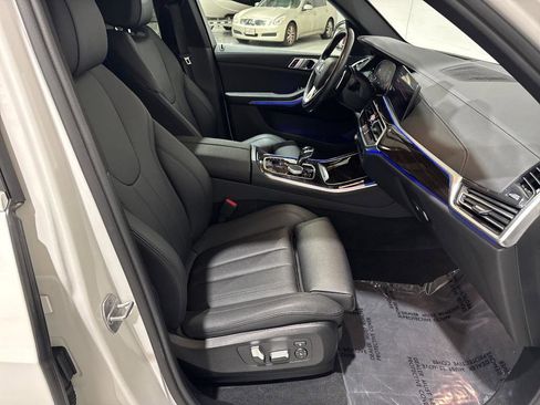 Used 2020 BMW X5 xDrive40i w/ Premium Package image 54