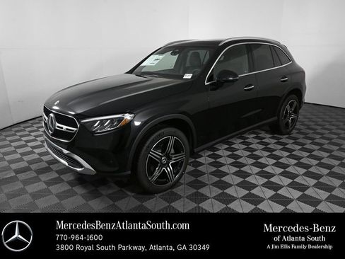 New 2026 Mercedes-Benz GLC 300 image 1