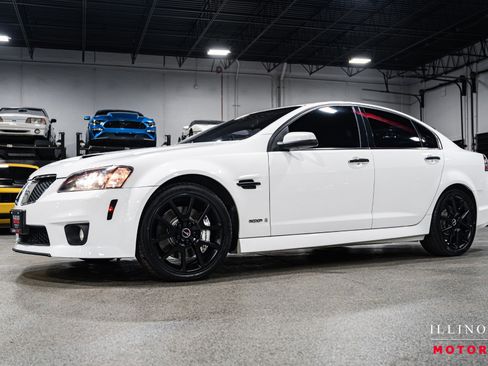 Used 2009 Pontiac G8 GXP image 1