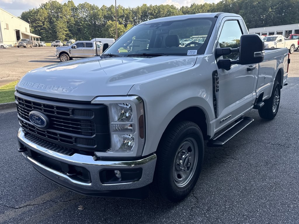 New 2026 Ford F350 XL w/ 360-Degree Camera Package RWD image 3