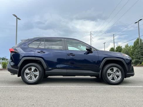 Used 2024 Toyota RAV4 XLE w/ Convenience Package AWD/4WD image 3