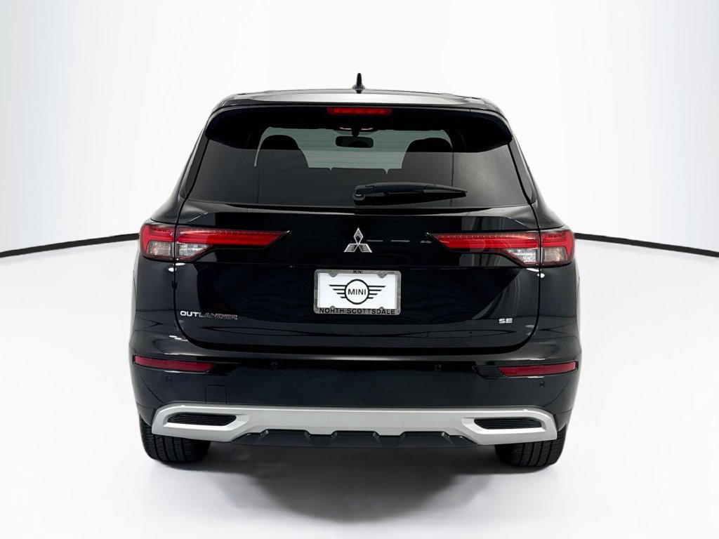 Used 2024 Mitsubishi Outlander SE FWD image 6