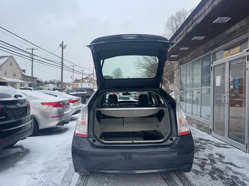 Used 2010 Toyota Prius Five image 18