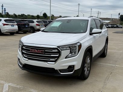 Used 2024 GMC Terrain SLT