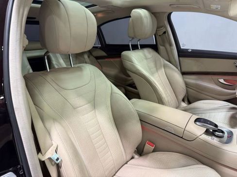 Used 2016 Mercedes-Benz S 550 4MATIC Sedan image 26