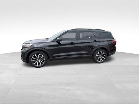 Used 2023 Ford Explorer ST-Line w/ Class IV Trailer Tow Package AWD/4WD image 6