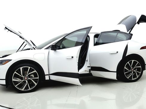 Used 2023 Jaguar I-PACE HSE AWD/4WD image 11