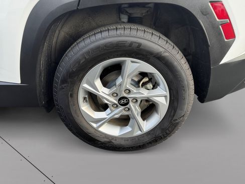 Used 2023 Hyundai Tucson SE AWD/4WD image 15