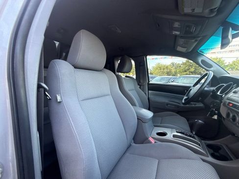 Used 2010 Toyota Tacoma 4x4 Access Cab V6 image 18