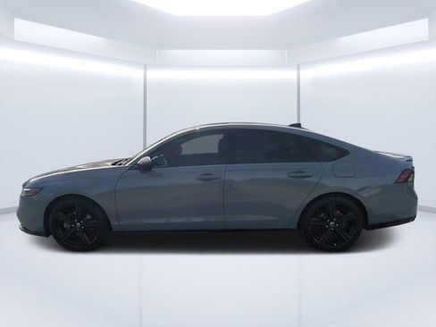 Used 2024 Honda Accord Sport image 6