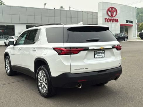 Used 2022 Chevrolet Traverse LT AWD/4WD image 4