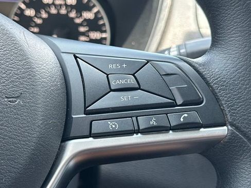 Used 2022 Nissan Altima 2.5 SV image 23