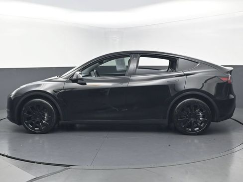 Used 2023 Tesla Model Y Long Range AWD/4WD image 7