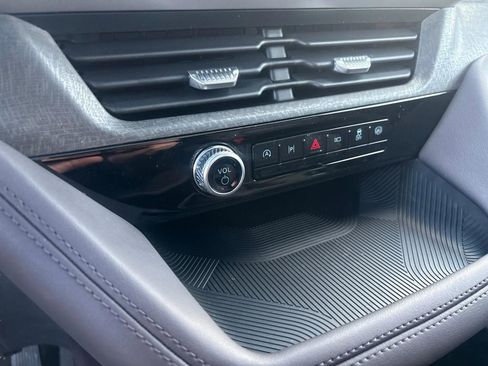 New 2026 Ford Explorer Platinum w/ LUX Leather Package image 24