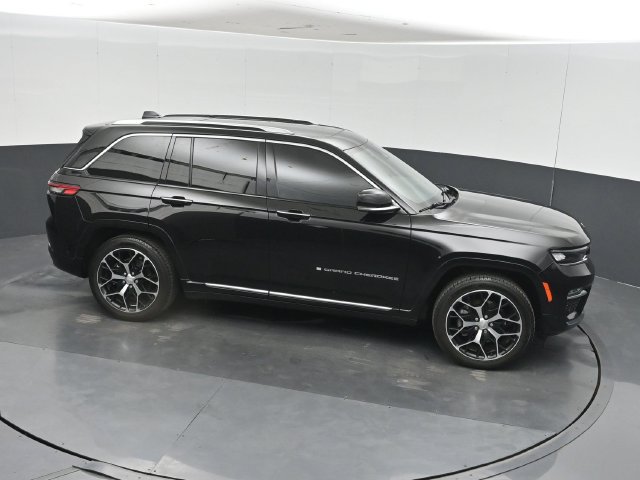 Used 2022 Jeep Grand Cherokee Summit AWD/4WD image 44