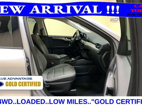 Used 2021 Ford Escape SE image 11