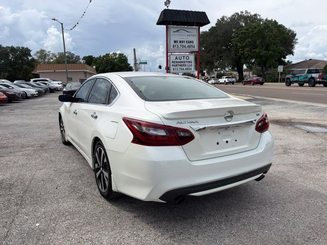 Used 2018 Nissan Altima 2.5 SR FWD image 7