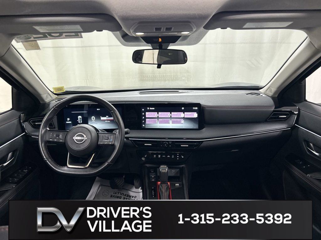Used 2025 Nissan Kicks SR w/ SR Premium Package AWD/4WD image 18