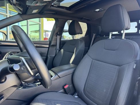 Used 2023 Hyundai Santa Cruz SEL Premium image 36