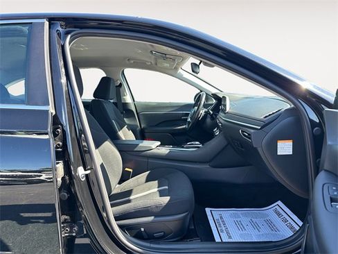 Used 2023 Hyundai Sonata SEL w/ Cargo Package image 15