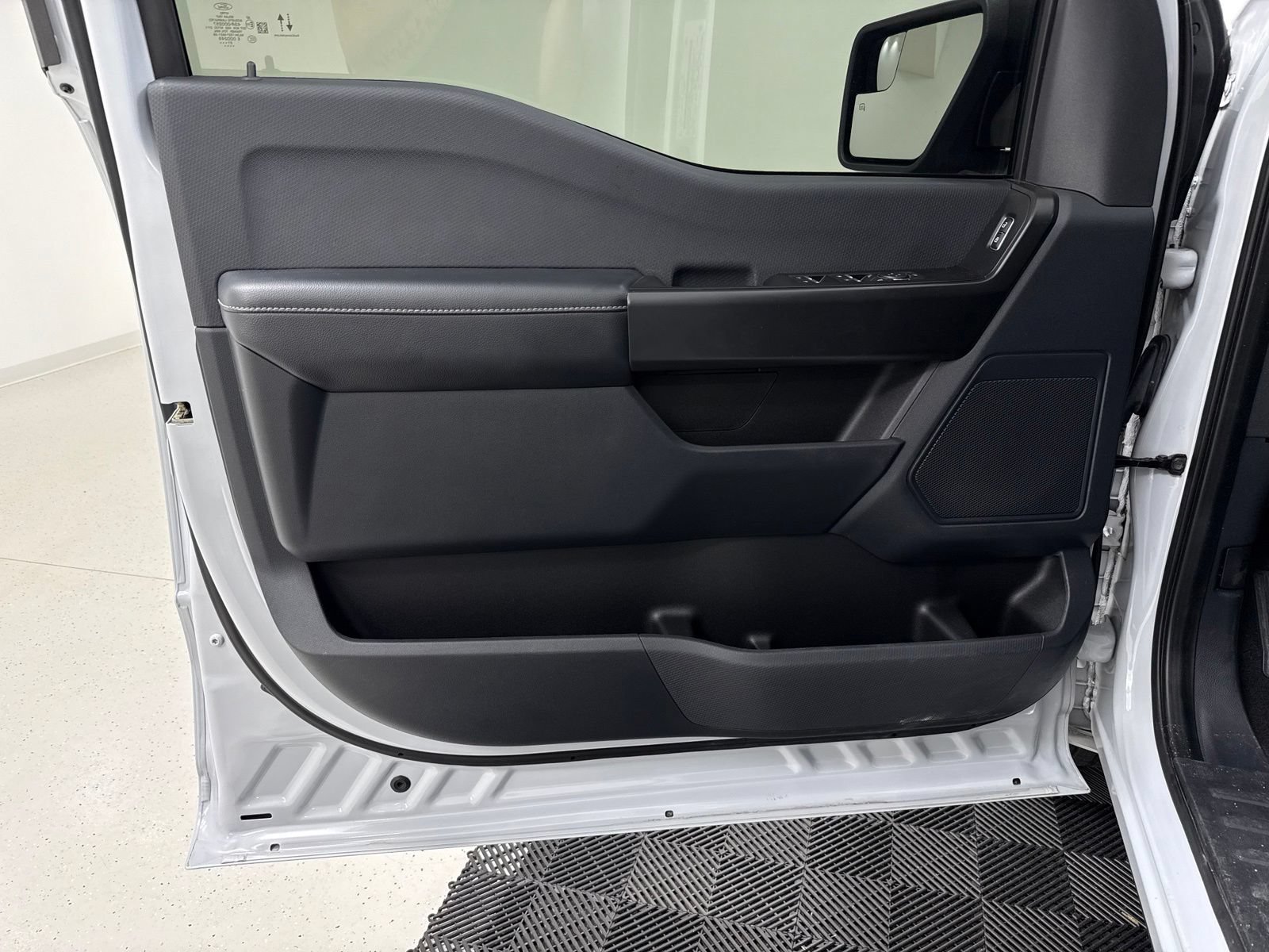 Used 2021 Ford F150 XL w/ STX Appearance Package RWD image 14