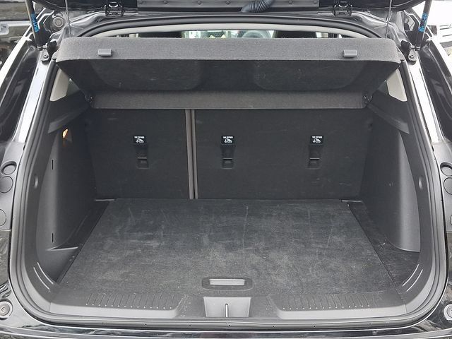 Used 2024 Chevrolet Trax ACTIV w/ Sunroof Package FWD image 31
