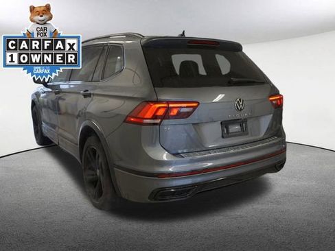 Used 2023 Volkswagen Tiguan SE R-Line image 10