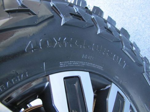 Used 2024 GMC Sierra 2500 SLE w/ SLE Convenience Package image 29